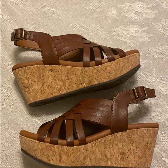 Women’s platform sandals - Picture 2 of 4